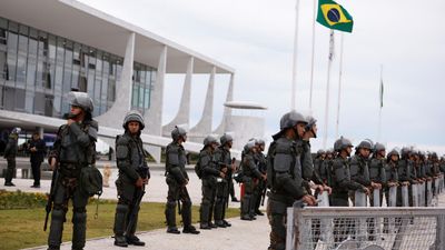 Pro-Bolsonaro 'mega-protest' fizzles out amid tightened security in Brazil