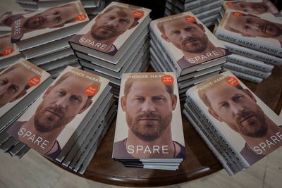 Prince Harry’s memoir Spare sells over 1.4 million copies on first day