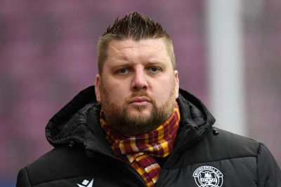 Alan Burrows to step down as Motherwell chief executive