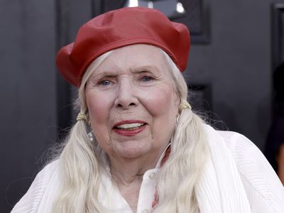 Joni Mitchell wins Gershwin Prize for Popular Song from Library of Congress