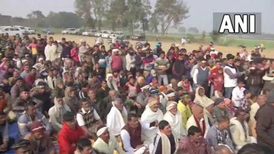 Bihar farmers hold mahapanchayat over land acquisition in Buxar where protest turns violent