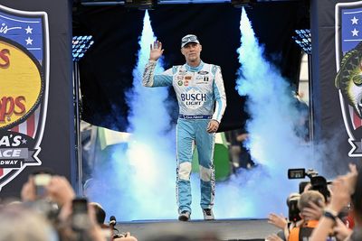 Harvick confirms retirement plans, "genuinely looking forward" to 2023