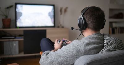 Woman sparks debate with 7pm bedtime 'deal' so husband can play his PlayStation