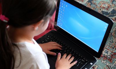Minister refuses to rule out changes to UK online safety bill