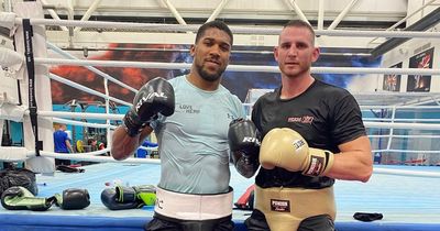 Anthony Joshua's rival sets sights on retiring former heavyweight world champion