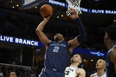 WATCH: Jaren Jackson Jr. to Xavier Tillman for highlight reel play