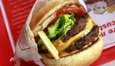 Next stop Chicago? In-N-Out burger expanding east of Texas for first time