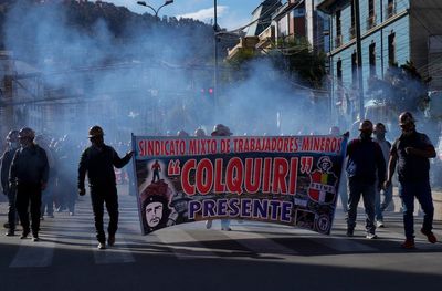 Bolivia: Opposition blockades push for leader's release
