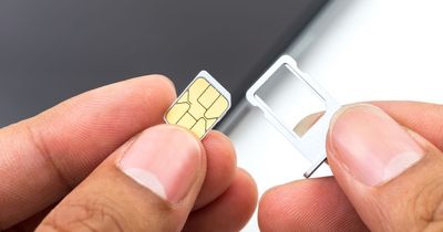 Clever travel tip to get cheap mobile data abroad without pricey roaming charges