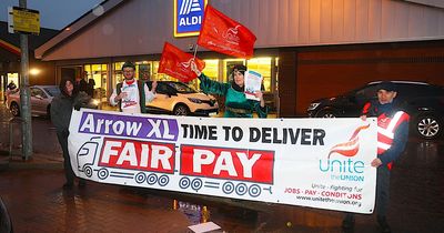 Protestors dressed as 'Robin Hood' gather at Lanarkshire Aldi store to highlight contractor Arrow XL's 'poor' workers' pay