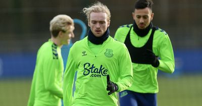 Tom Davies to Rangers transfer path cleared by Frank Lampard after Everton star receives glowing Beale report card