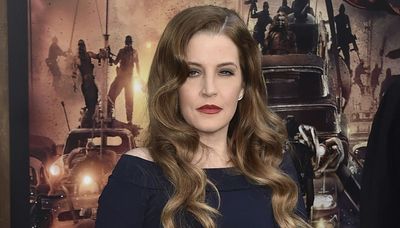 Lisa Marie Presley to be buried at Graceland, next to her son