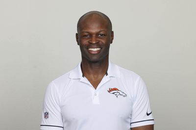 Texans to interview Broncos defensive coordinator Ejiro Evero