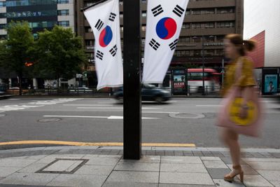 3 South Koreans who swindled B1.6bn to be sent home