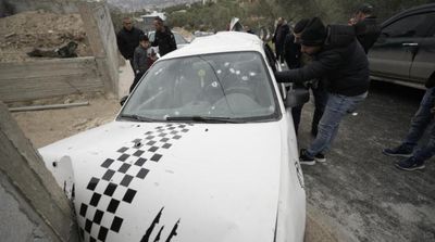 Army: Israeli Troops Fired On, Kill 2 Palestinians in Car