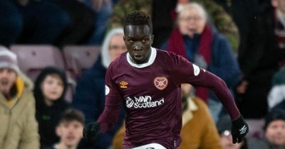 Australian media reacts to Garang Kuol's Hearts debut after 'polished and composed' St Mirren cameo