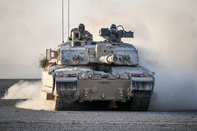 Rishi Sunak confirms UK will provide Challenger 2 tanks to Ukraine to ‘push Russian troops back’