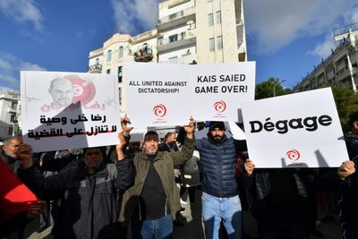 Hundreds of Tunisians rally against economic crisis