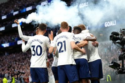 Tottenham fans can decide the north London derby, says Antonio Conte