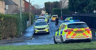 Edinburgh 'armed police' respond to breaking incident in residential community