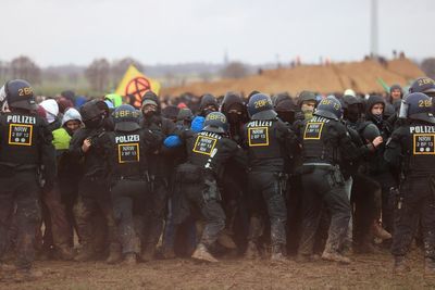 Thousands protest in Germany against coal mine expansion