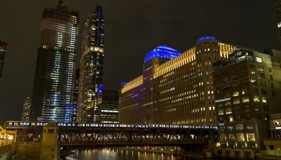 Man dies after falling onto third rail at Merchandise Mart CTA station