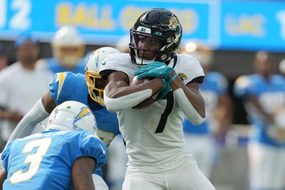 NFL picks: Experts predict Chargers vs. Jaguars playoff game