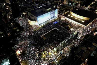 Israelis rally in three cities against Netanyahu legal reforms