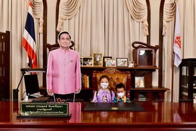 PM's tenure issue splits senators