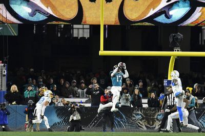 Jaguars chip away at Chargers’ lead with pair of touchdowns