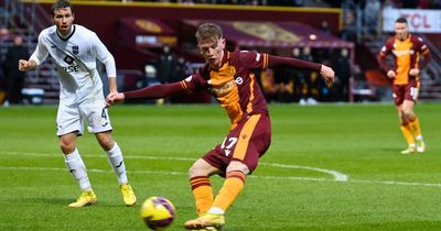 Motherwell's Stuart McKinstry sympathises with boo boys and says players will do all they can to lift form