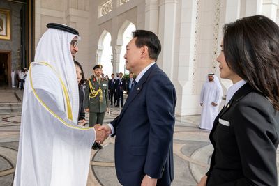 UAE pledges to invest $30 billion in South Korea -Yoon's office