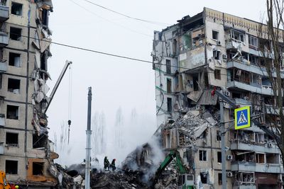 Dnipro mayor says chances are minimal of finding survivors in wrecked apartment building