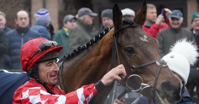 Davy Russell partners first winner since returning to action