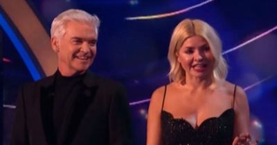 Joey Essex's Dancing on Ice romance 'confirmed' by telling question from Holly Willoughby