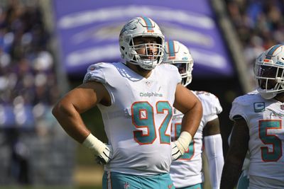 WATCH: Dolphins take 23-20 lead over Bills on strip-sack TD