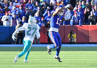 Bills go back up double digits as Gabe Davis makes toe-tap TD reception