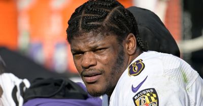 NFL legend urges Lamar Jackson to play in Baltimore Ravens' playoff games despite injury