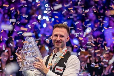 Judd Trump defeats Mark Williams to become Masters champion