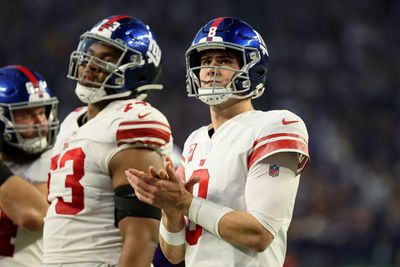 Giants, Vikings swap touchdowns to open second half