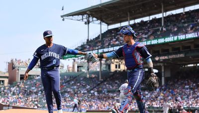 Cubs’ Yan Gomes has some old shoes to fill