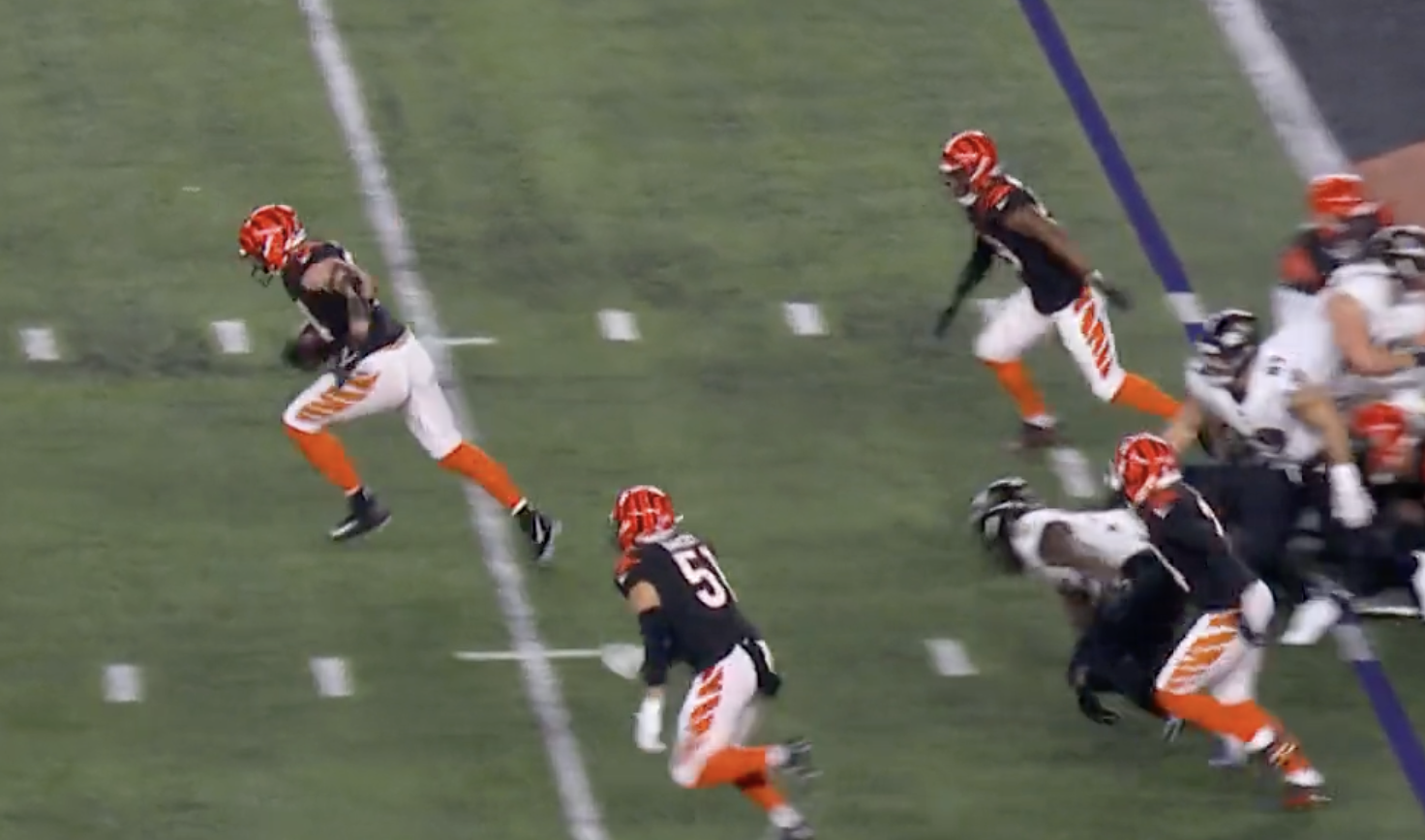 Hubbard's 98-yard fumble return lifts Bengals over Ravens