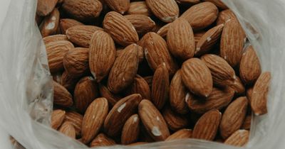 One nut helps burn fat and boost exercise if you eat a handful, study finds