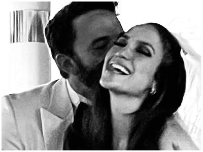 Jennifer Lopez reveals Ben Affleck planned Las Vegas wedding; says 'It took the pressure off from the big family wedding'