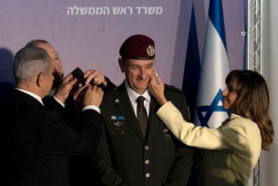 New Israel army chief vows to keep politics out of military