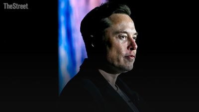 Elon Musk Throws Shade on the Most Powerful Club in the World
