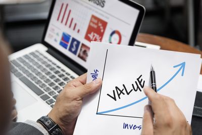 3 Value Stocks to Add to Your Buy List in January