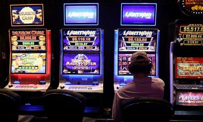‘Deeply flawed’: pokies self-banning schemes in NSW do not stop problem gambling, counsellors say