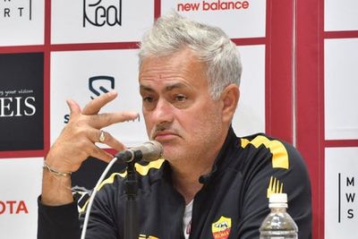 Jose Mourinho makes ‘limitless’ Chelsea transfer jibe after Mykhaylo Mudryk signing