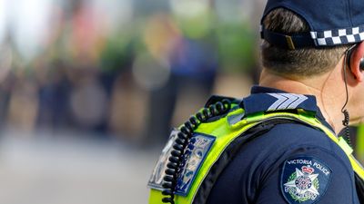 Decision not to give Victoria Police new powers when public drunkenness is decriminalised draws union criticism